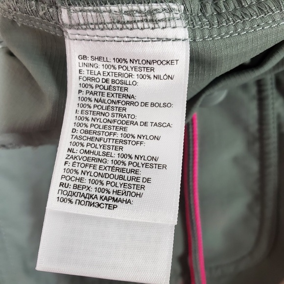 The North Face Convertible Hiking Pants Water-Resistant Zip-Off Legs - Picture 12 of 13